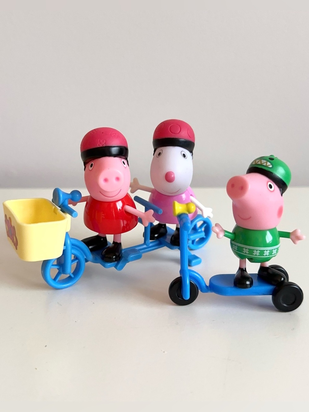 Peppa Pig Cycling with Friends Playset